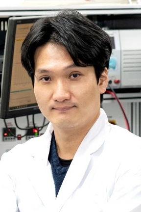 Kwangsup Eom